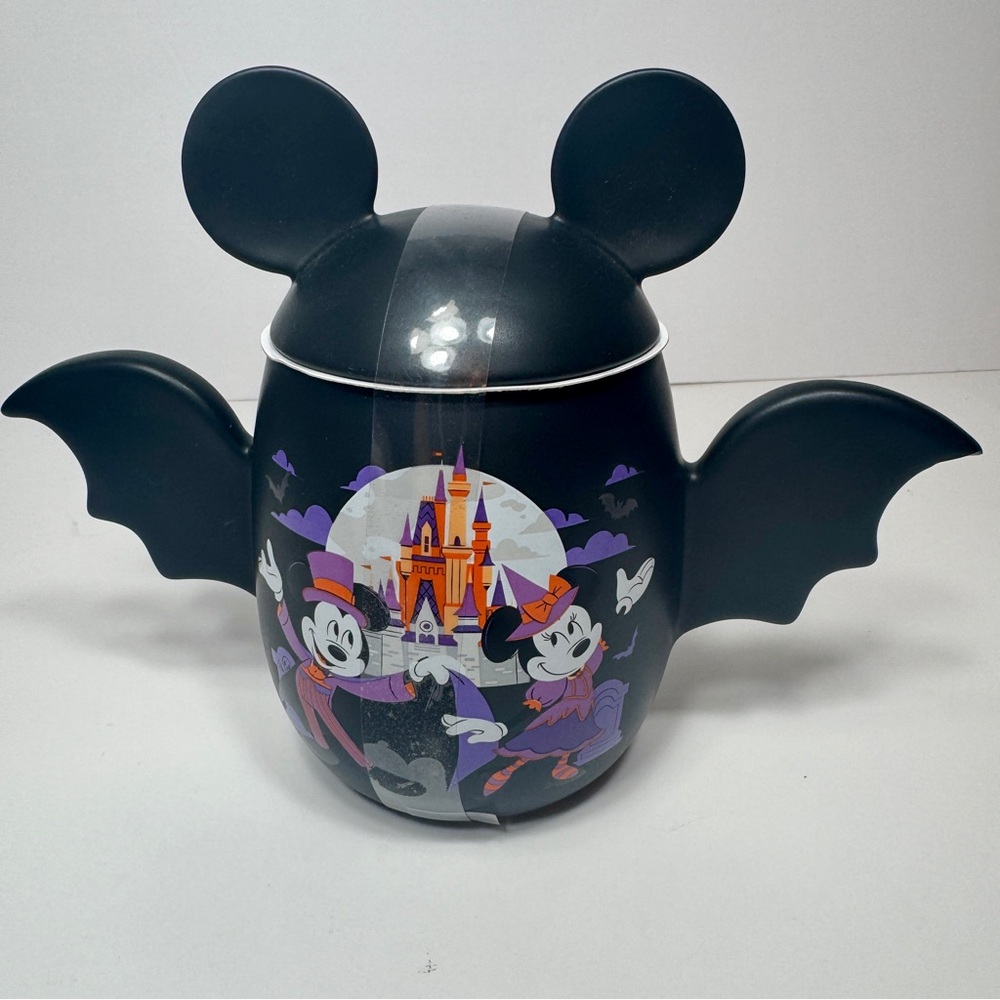 NWT. 2025 Disney Parks Mickey's Not So Scary Halloween Party Bat Coffee Mug!